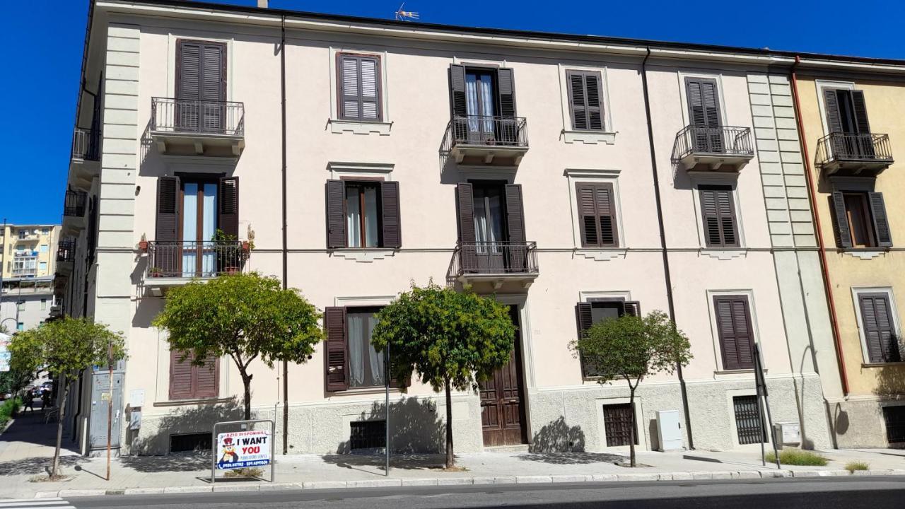 Casa Elisa Leilighet Cosenza Eksteriør bilde